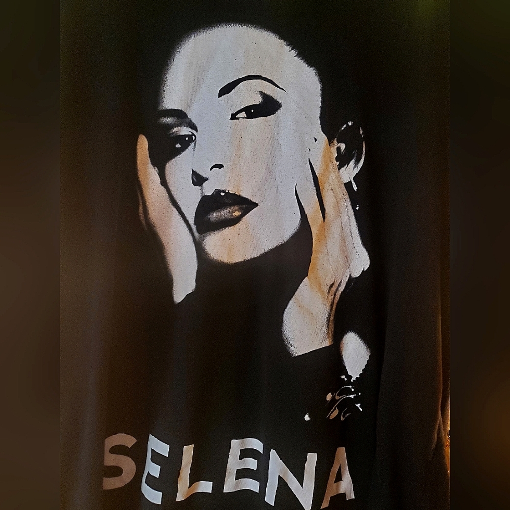 Black Selena Graphic T-Shirt